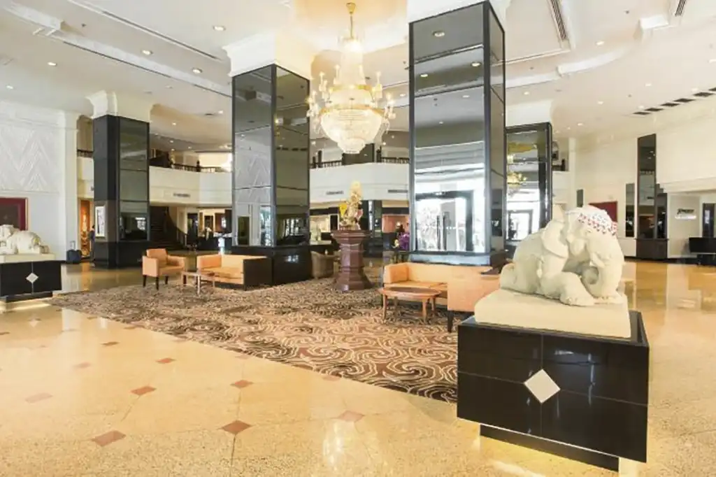 Viajes a Japon Desde México Hotel Centara Riverside 03