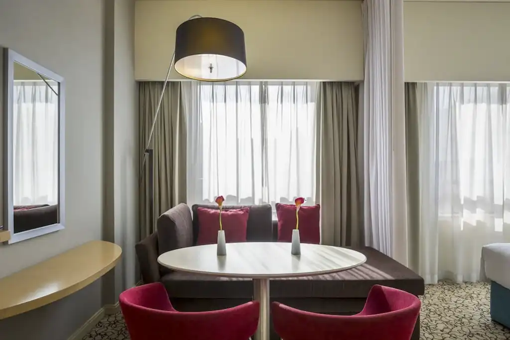 Tours a Japon Hotel Novotel Dubái Deira City Centre 03