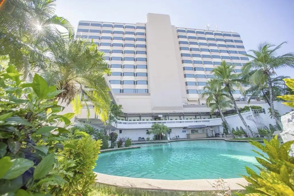 Japon Premium Hotel And Convention Centre Topland 01