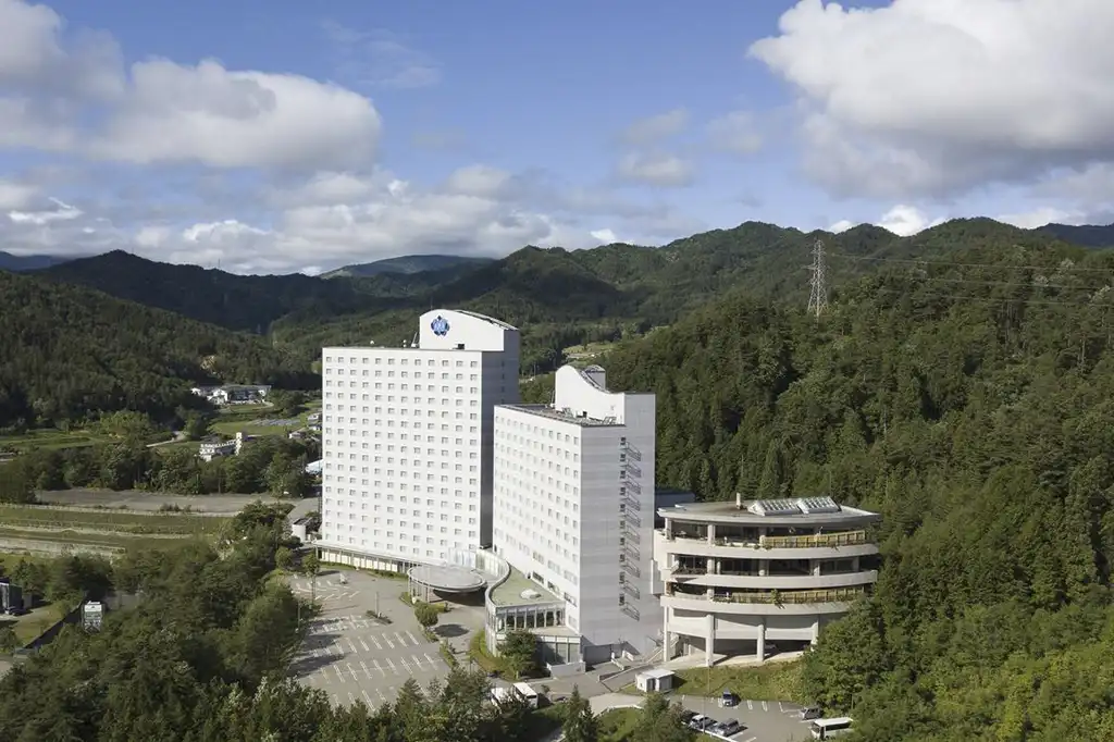 Japon Premium Hotel Associa Takayama Resort 01